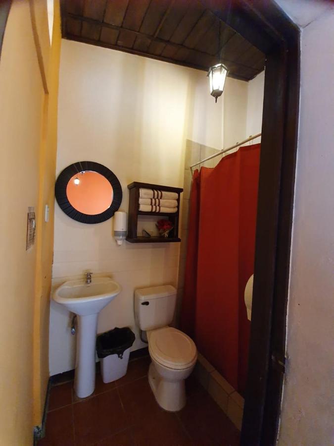 Hotel San Judas Tadeo Garden アンティグア・グアテマラ エクステリア 写真