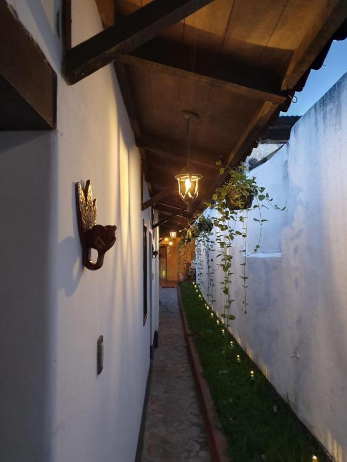 Hotel San Judas Tadeo Garden アンティグア・グアテマラ エクステリア 写真