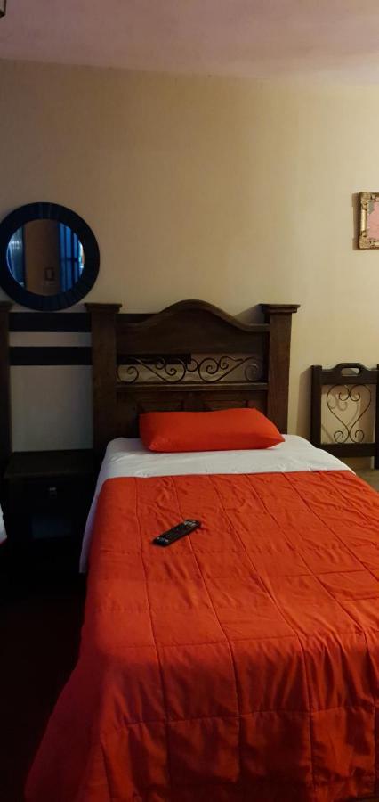 Hotel San Judas Tadeo Garden アンティグア・グアテマラ エクステリア 写真
